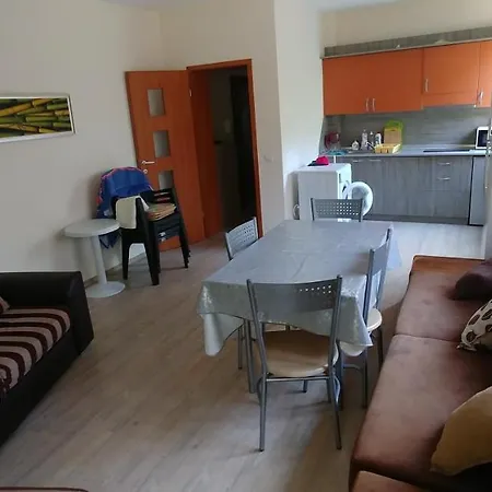 Riviera Sea Villageapartments * Golden Sands