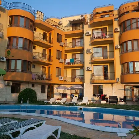 Riviera Sea Villageapartments * Golden Sands