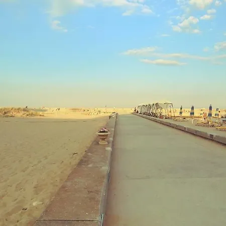 Riviera Sea Villageapartments * Golden Sands